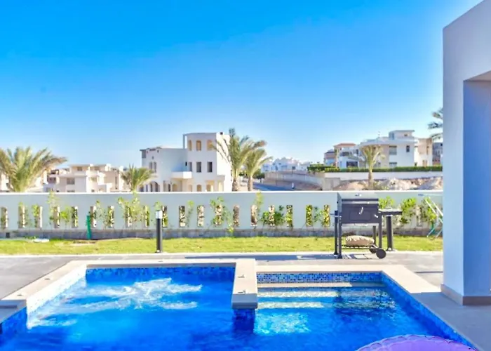 Sahl Hasheesh Sea-view With Private Pool Villa *